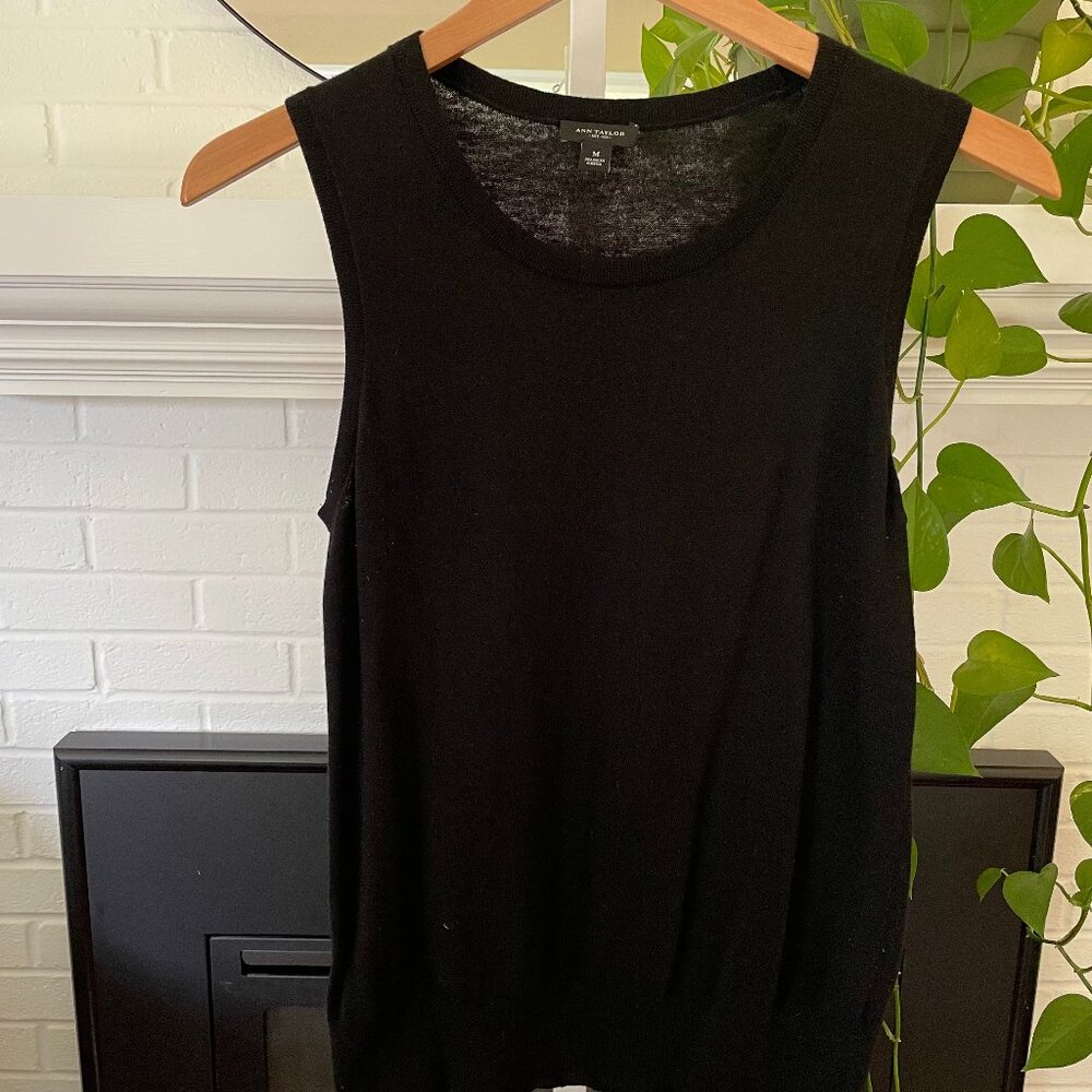 Ann Taylor Sweater Shell in Black